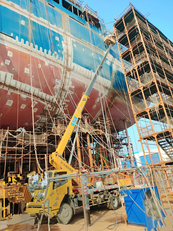 東西湖長(zhǎng)期升降車(chē)出租，帶司機(jī)可包月